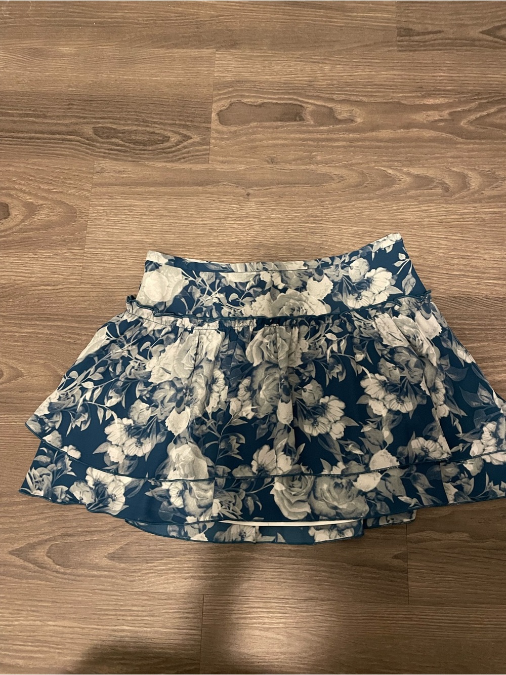 OAK + FORT Teal and White Floral Tiered Skirt